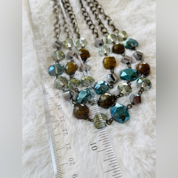 SPARKLY AB CRYSTALS with Multi Beaded Three Tier Nexklace - Picture 6 of 8